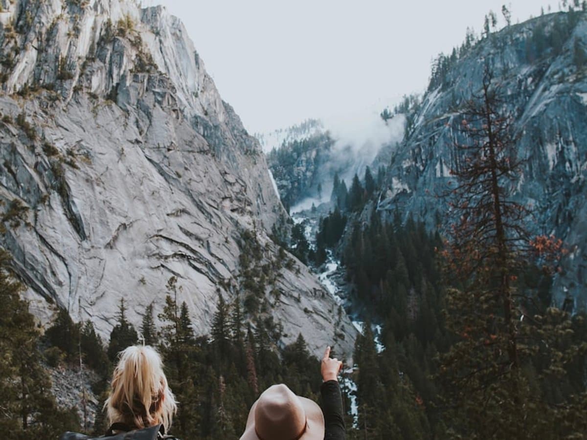 საშენი მიწა — 1500 კვ.მ, კომუნიკაციებით